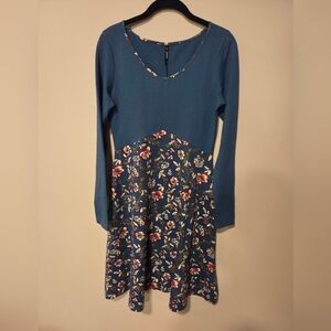 Smash! NWT Long Sleeve Floral Dress in Blue Soze Medium